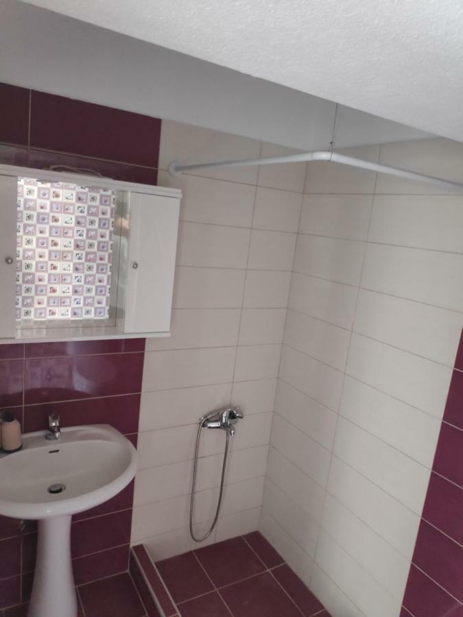 Melistalia Appartment 1 네아 미카니오나 외부 사진